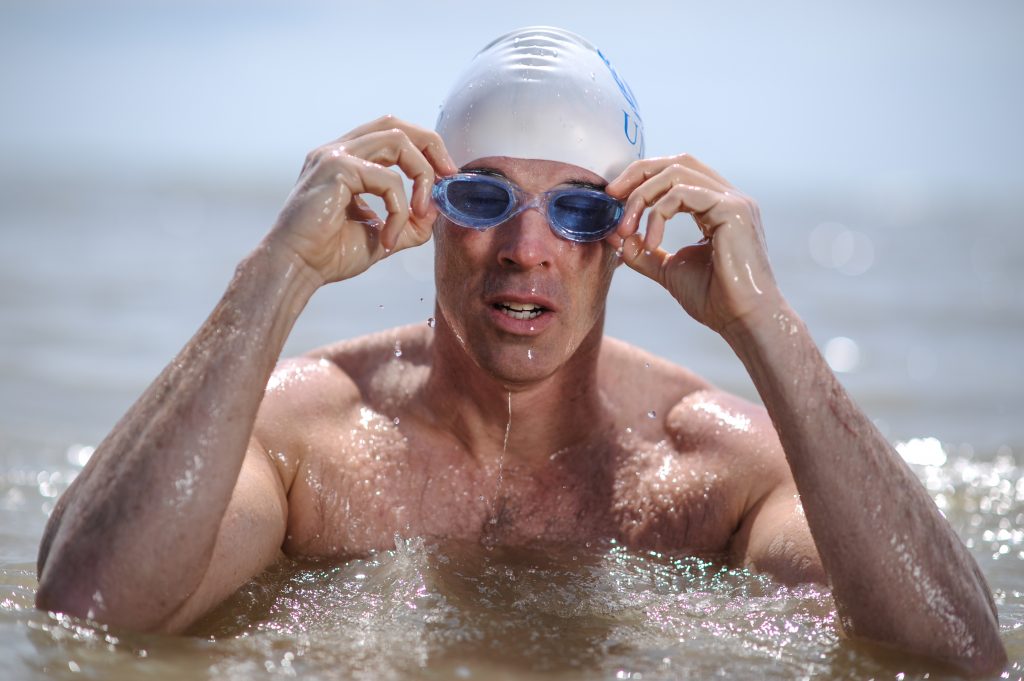 Lewis Pugh Completes Multi-Day Polar Swim